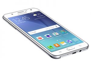 Samsung Galaxy J7 (2016)-5