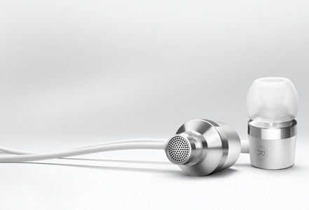 OnePlus Silver Bullet Earphones-2