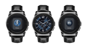 Titan Juxt Pro Smartwatch