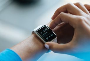 How to Choose the Right Fitness Tracker