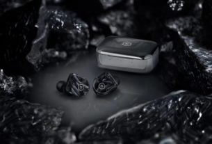 Master & Dynamic MW07 Plus Earbuds