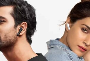 Boult Audio AirBass SoulPods TWS Earbuds